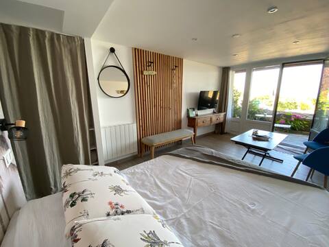 Annonce Airbnb populaire: Sea Lodge - Port Mer Beach, Cancale à Cancale