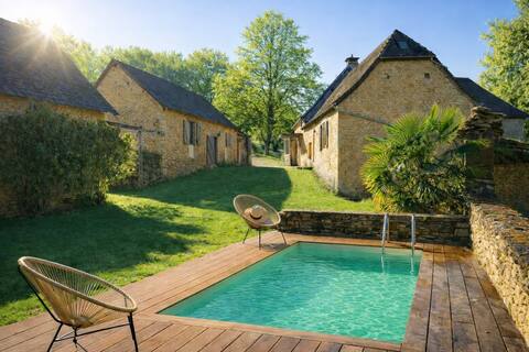 Cottages for family & friends reunions in Périgord
