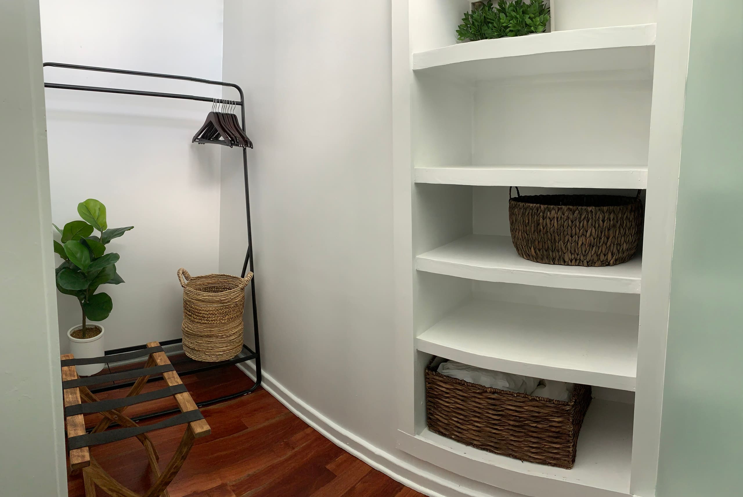 Guesthouse in Hilo · ★4.76 · 1 bedroom · 1 bed · 1 private bath - Image 8