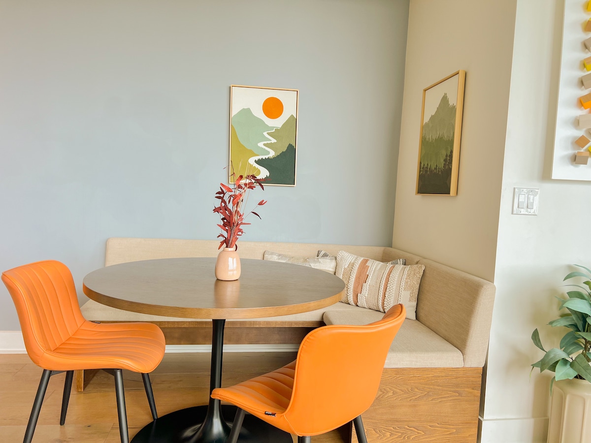Corner Unit in Rainey Street District Downtown