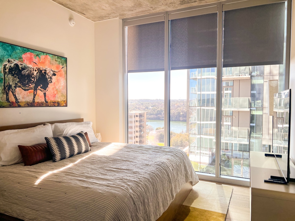 Corner Unit in Rainey Street District Downtown