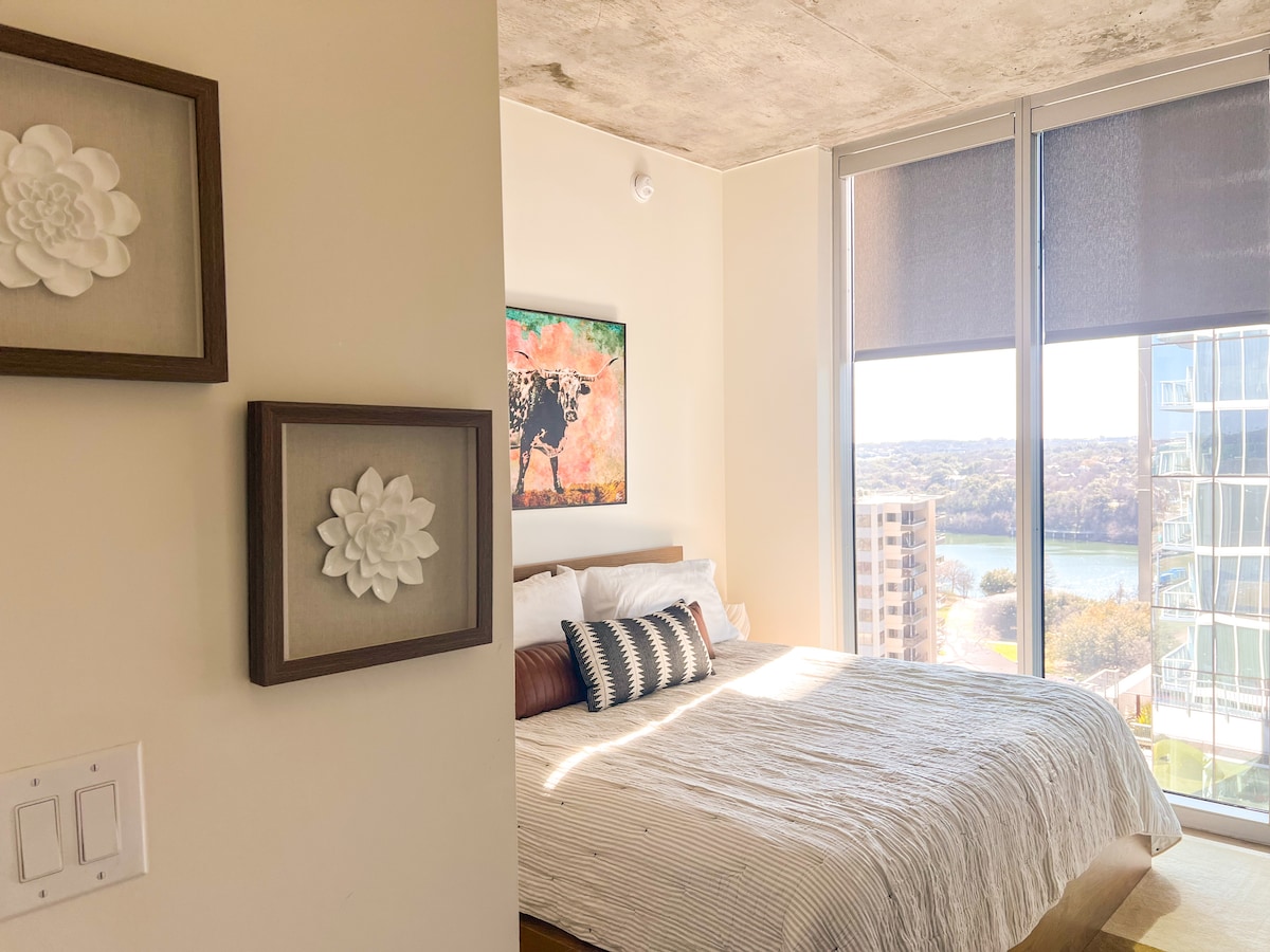 Corner Unit in Rainey Street District Downtown