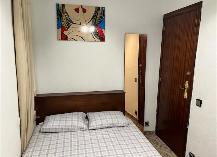 Habitación Doble Jr/ Sagrada Familia - Barcelona