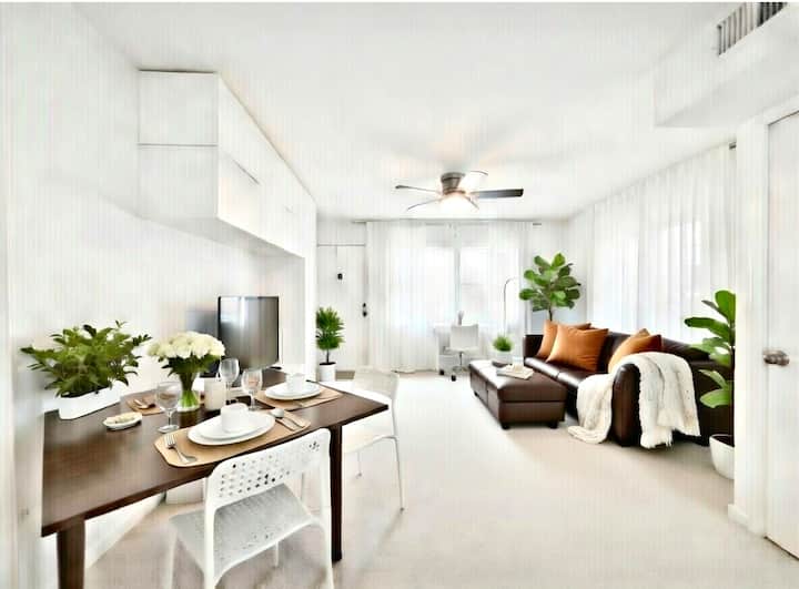 Beautiful, Safe, Cozy Apartment. Central Naples. - 네이플스