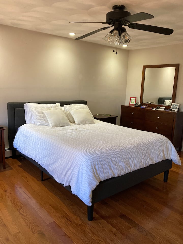 غرفة النوم 1