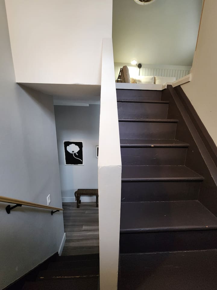 Kwenda juu - ghorofa ya 3, dari yetu.