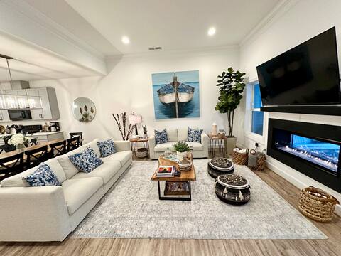 Charming Spacious Coastal Home 4BR 5mil to Bethany