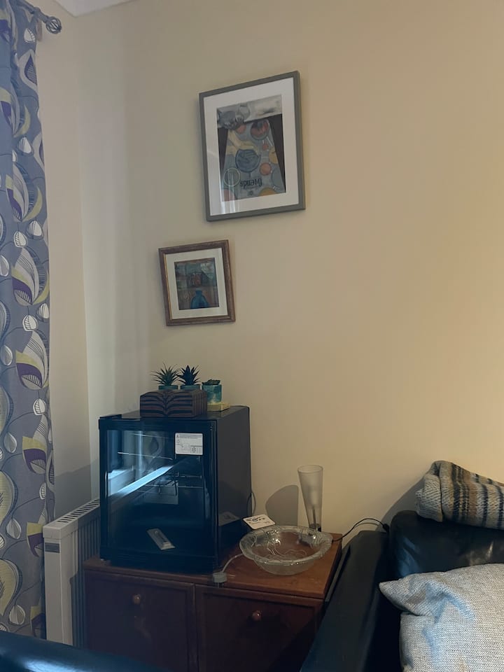 ตู้แช่เบียร์และพัดลมที่จะทำให้คุณเย็น