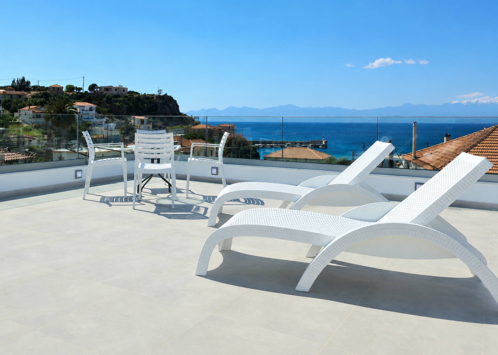 Mary's luxury apartment Elaia — photo 2