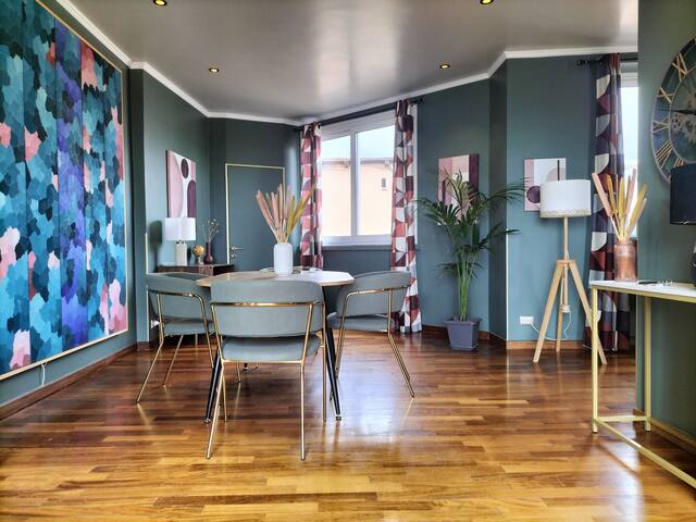 Cavour Skyview Penthouse gallery image 2