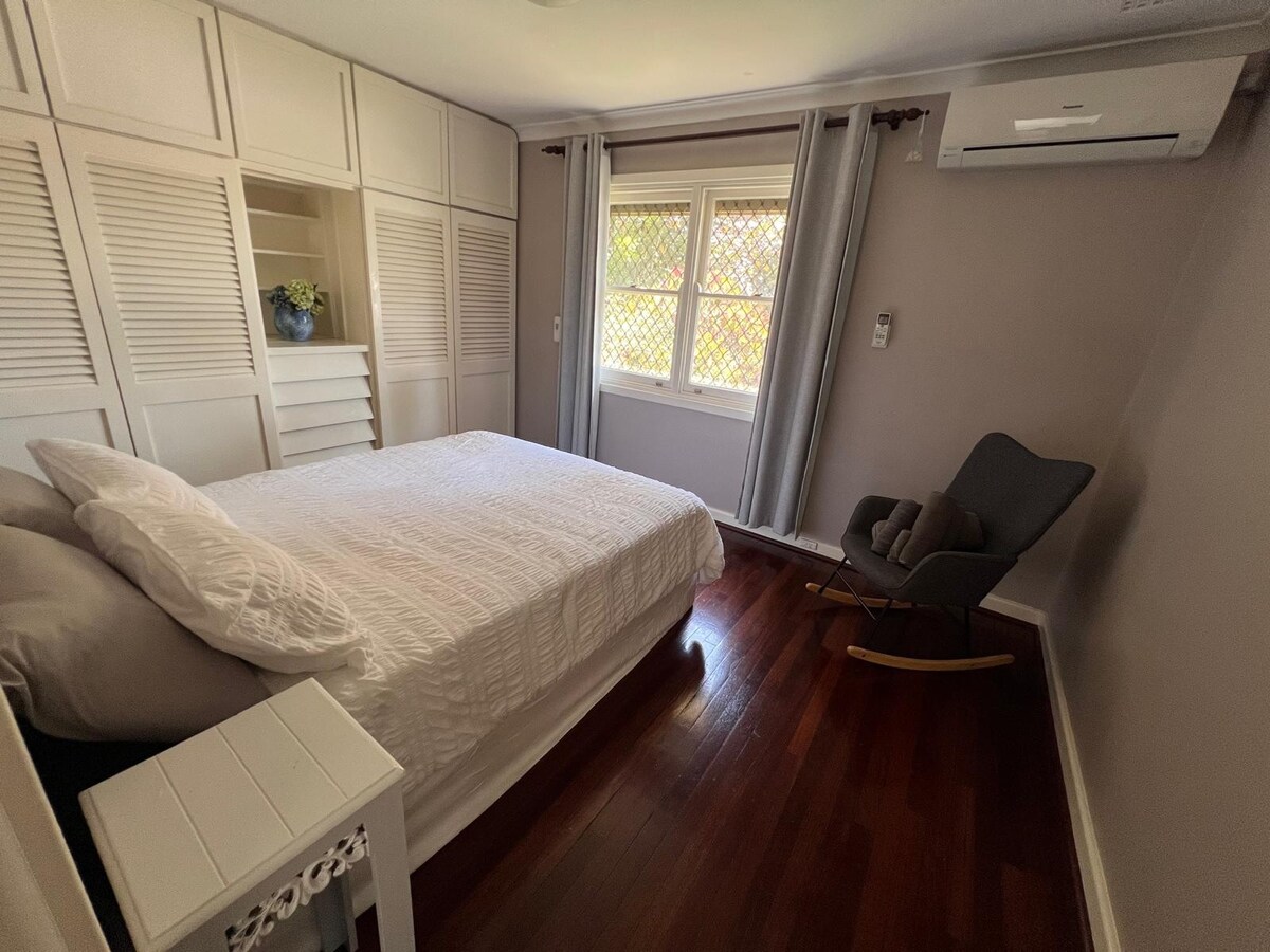 غرفة النوم 1