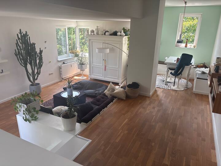 Traumwohnung Mit  Parkplatz - Köln