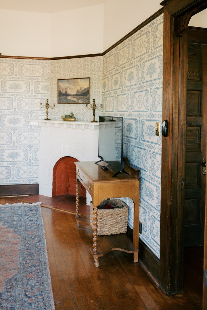 Desert Victorian, Downtown, Charming, 2bd/2ba - ツーソン, AZ