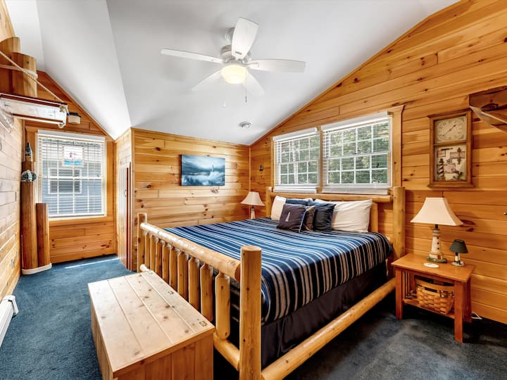 Lighthouse Room