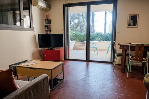 Successful Airbnb property: Villa des Pins Verts, nature close to Arles in Arles
