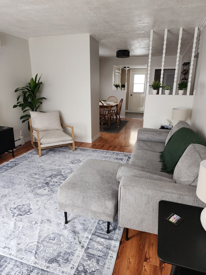 Coastal Haven In Corner Brook, Nl - Corner Brook
