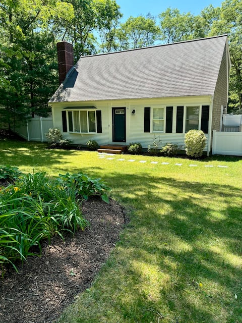 3 bed, 2 bath & oversized patio