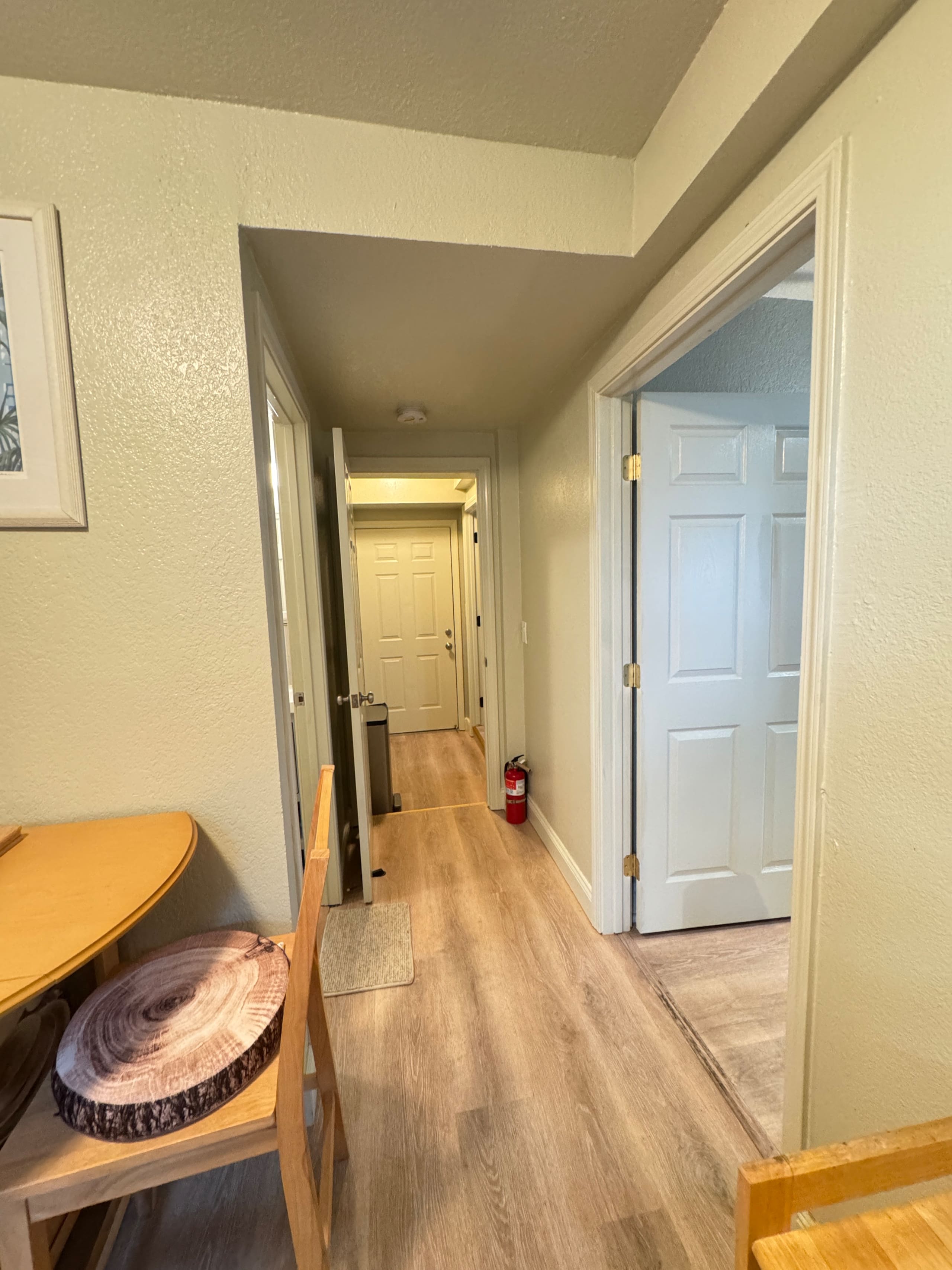 entire unit with two rooms two beds - Image 24
