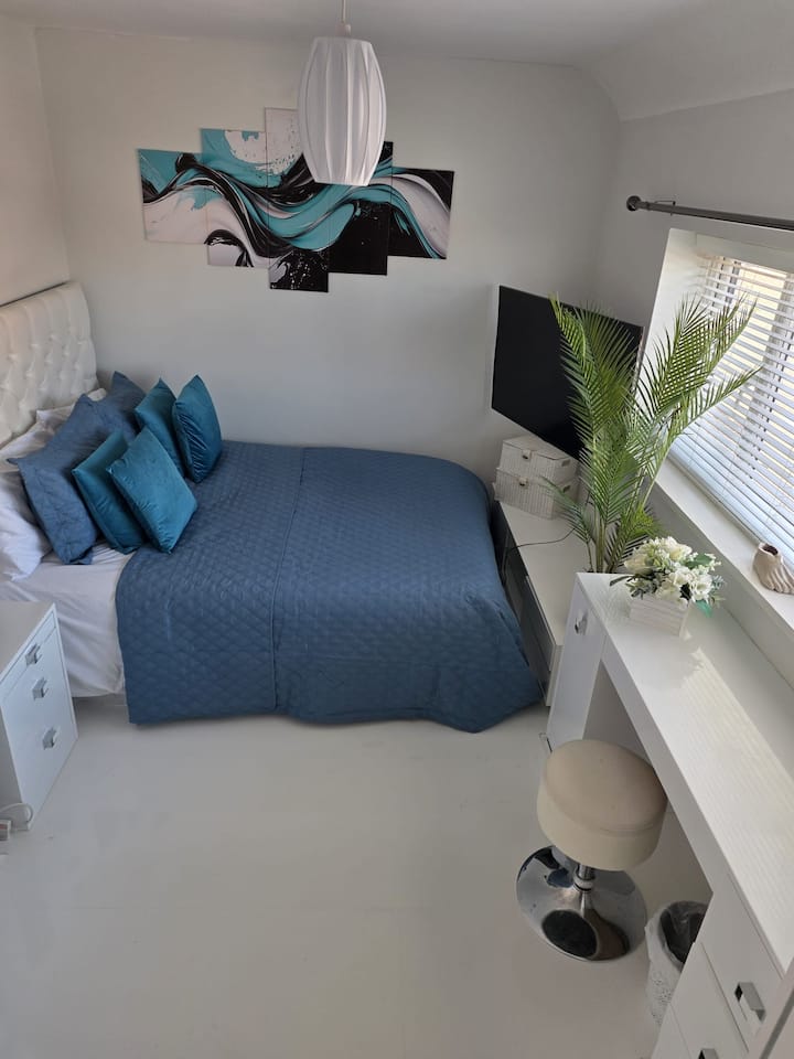 Deal Pleasure
1 Bedroom With Hot Tub & Back Garden - 딜