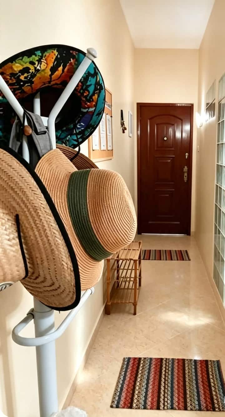 Comfy 2br Unit Steps From Beach - Iaras Copahouse - Rio de Janeiro