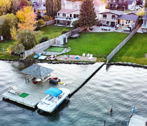 NK Paradise - Lakefront, Hot Tub, Covered Dock!