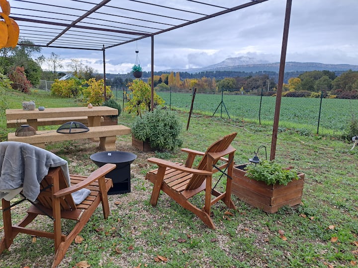 Roulotte En Bois Proche D'aix En Provence - Meyreuil