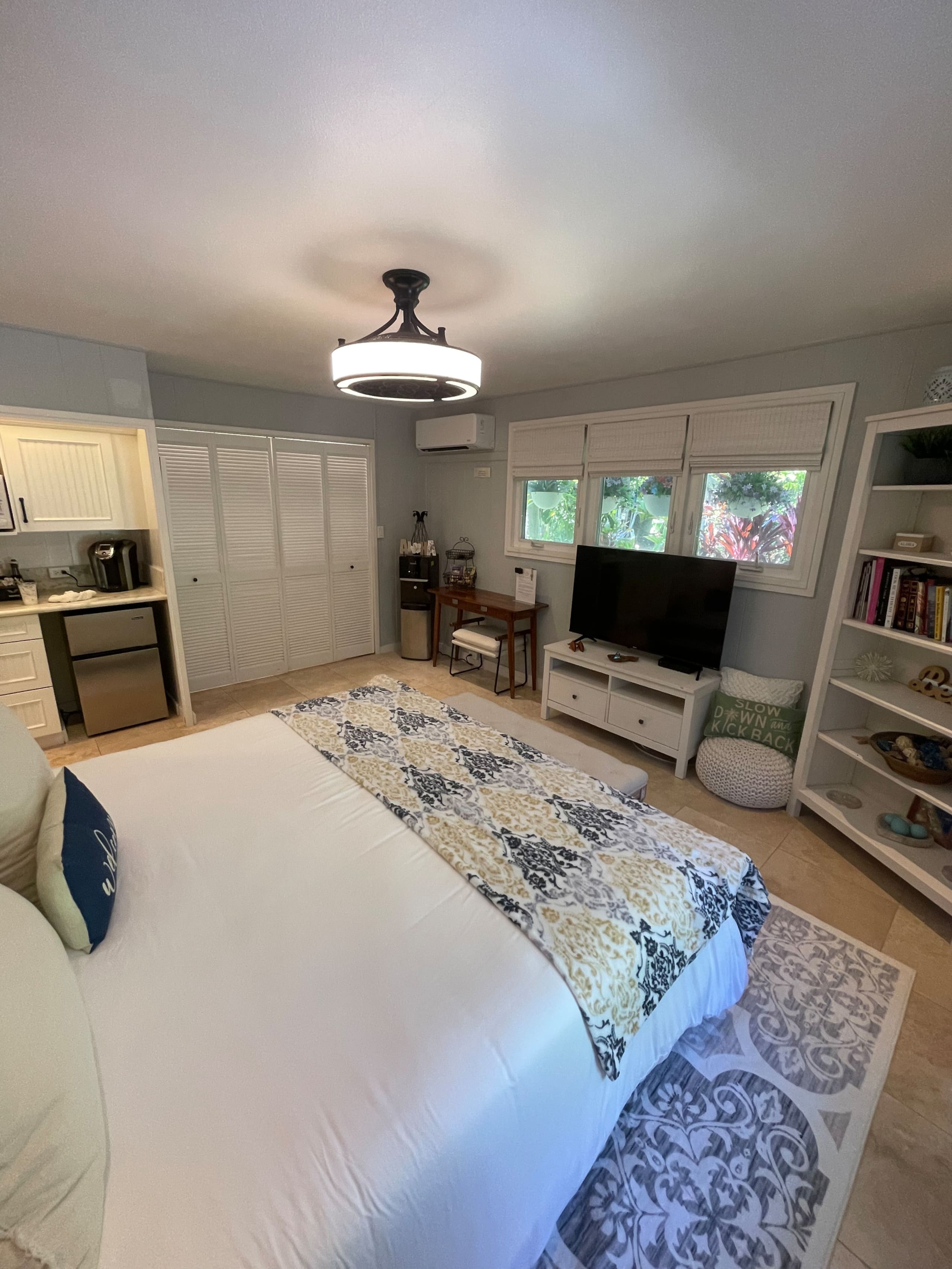 Place to stay in Kailua · ★4.96 · 1 bedroom · 1 bed · 1 private bath - Image 14