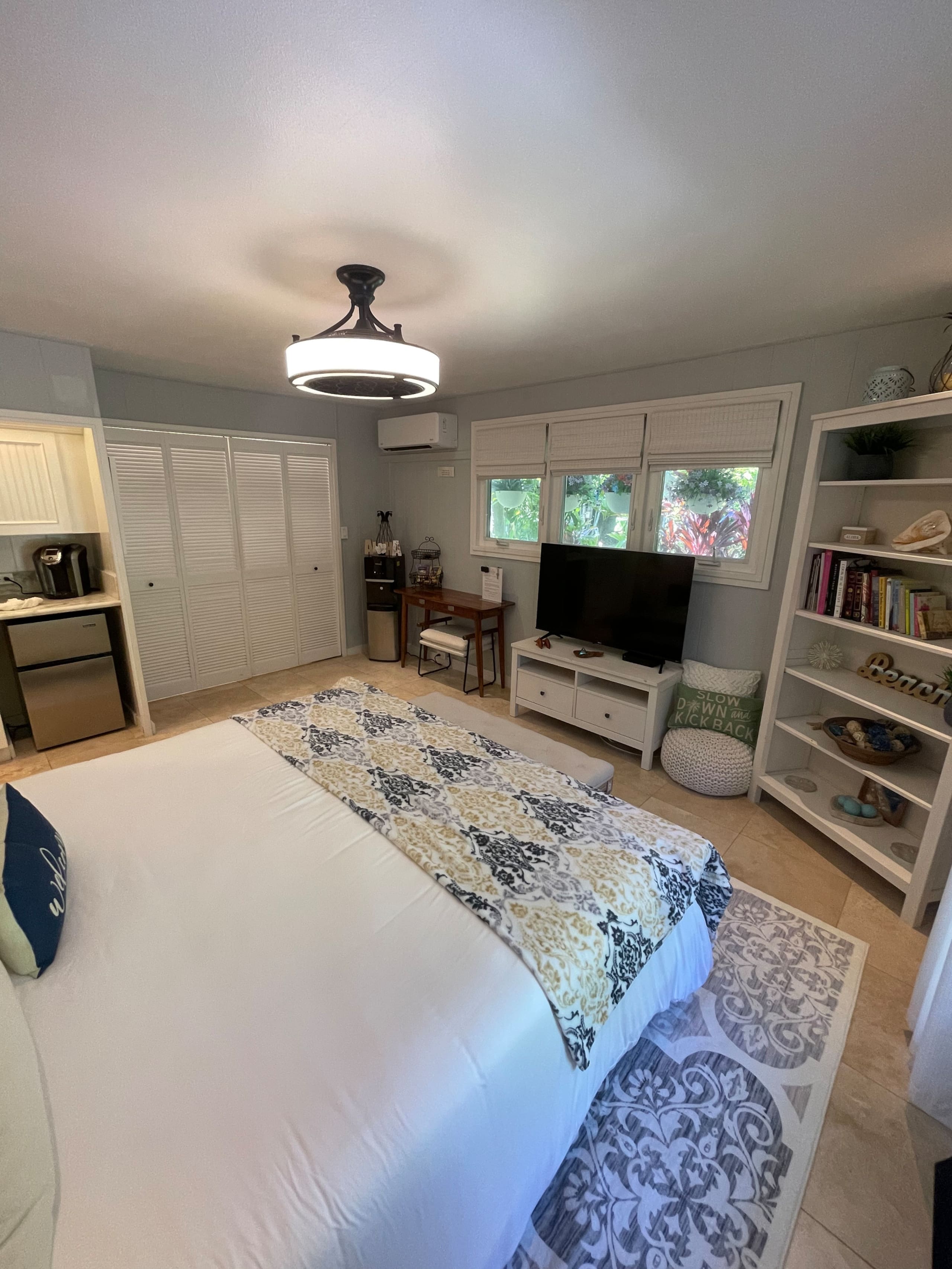 Place to stay in Kailua · ★4.96 · 1 bedroom · 1 bed · 1 private bath - Image 16