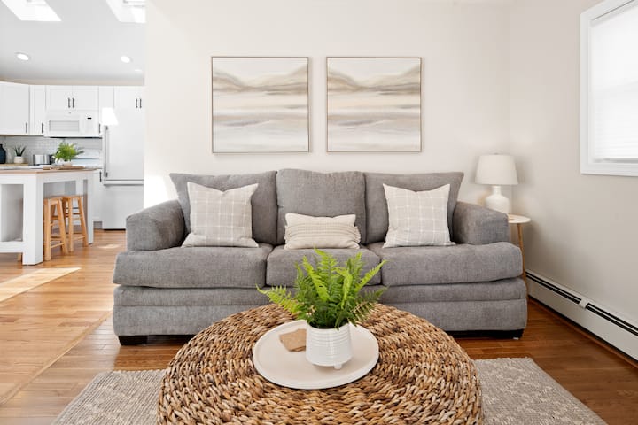 Sofa sleeper for additional sleeping arrangements.  Full size. Extra linens and pillows are stored in the bedroom closets. 