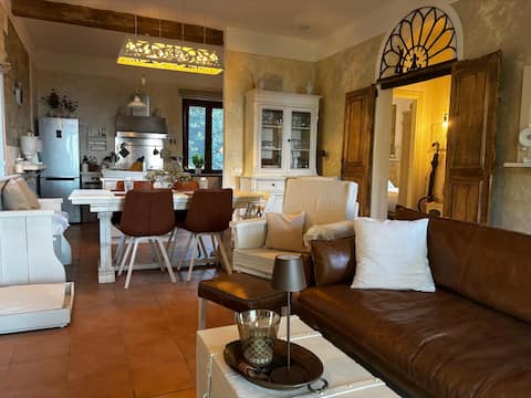 Successful Airbnb property: House on the Meadow in Tuoro Sul Trasimeno