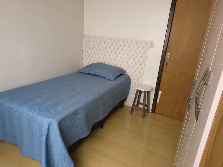 Dhomë gjumi 2