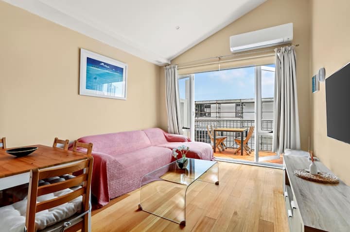 Bondi Beachfront Apartment 30 Sec From The Beach - Bondi Beach