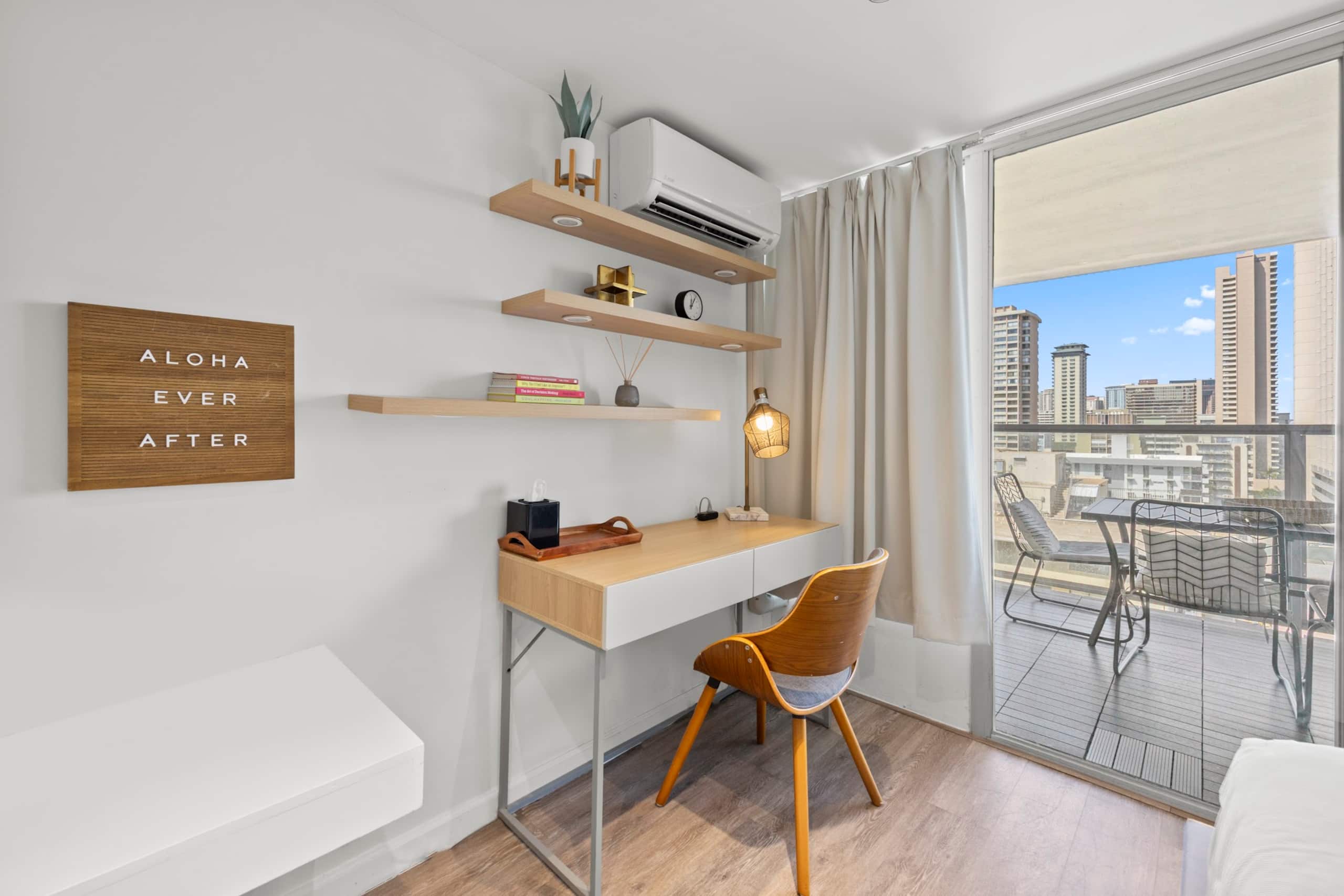 Condo in Honolulu · ★4.83 · Studio · 2 beds · 1 bath - Image 8