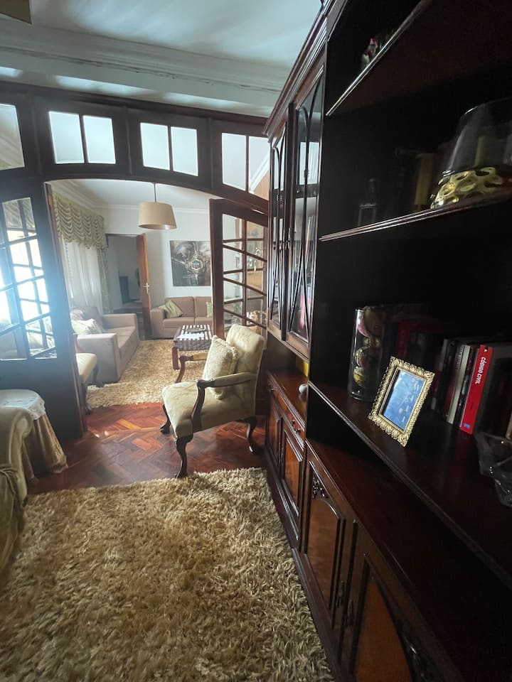 Yellow Guest House - 5 Minutes From The Sea - Ponta Delgada