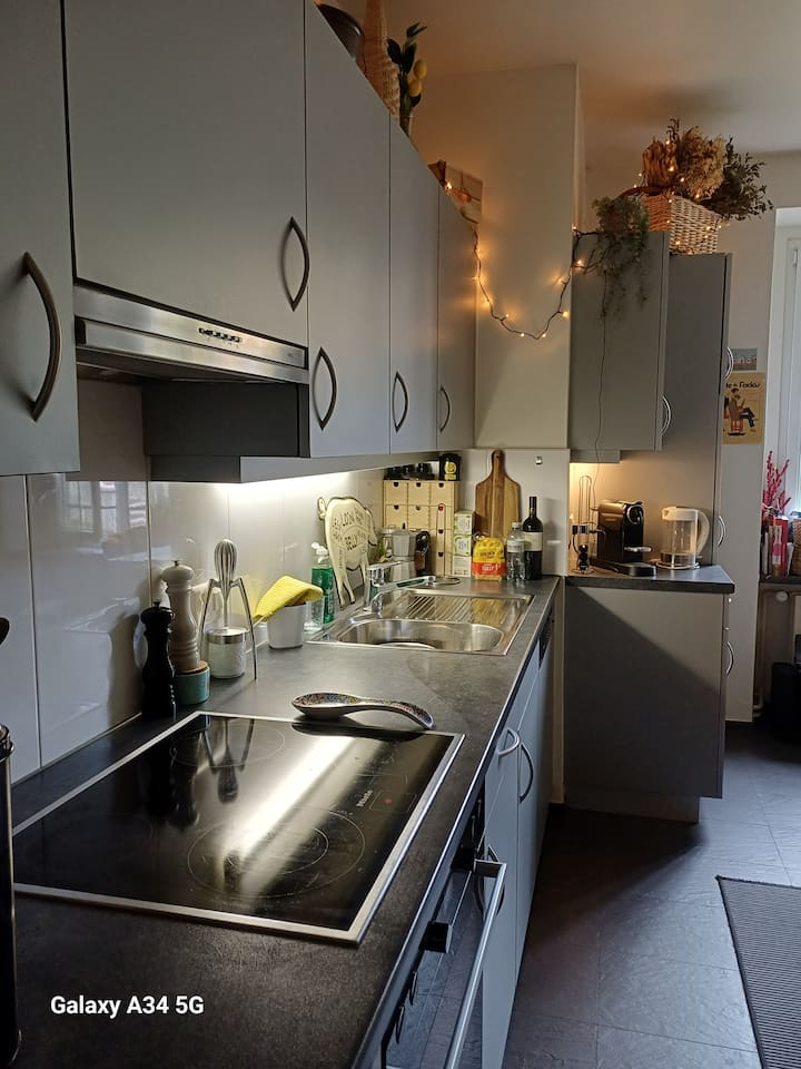 Lovely Bedroom Close To Train Station - Lausanne