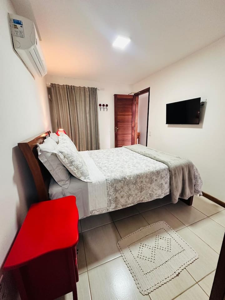 סוויטת Praia do Pontal, חדר עם יותר פרטיות.