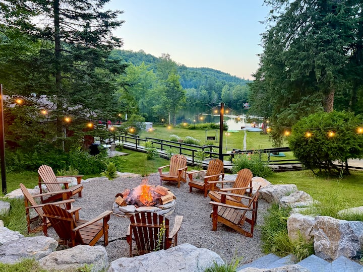 Lakefront Charming Hotel And Venue - Laurentides