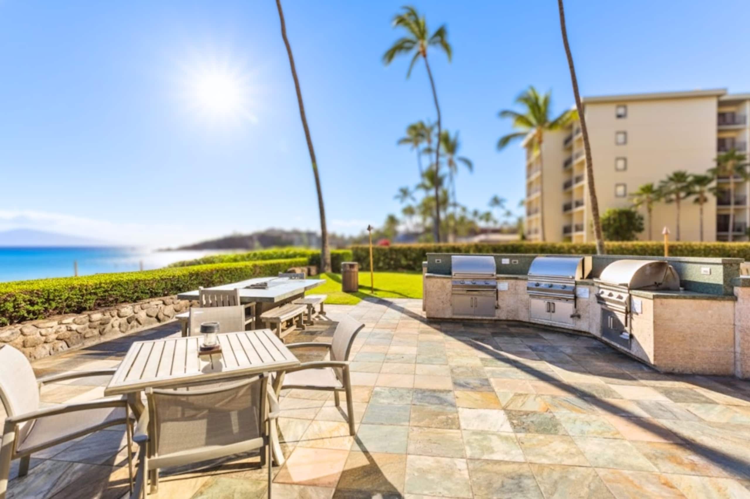 Condo in Lahaina · ★4.89 · 1 bedroom · 2 beds · 2 baths - Image 5