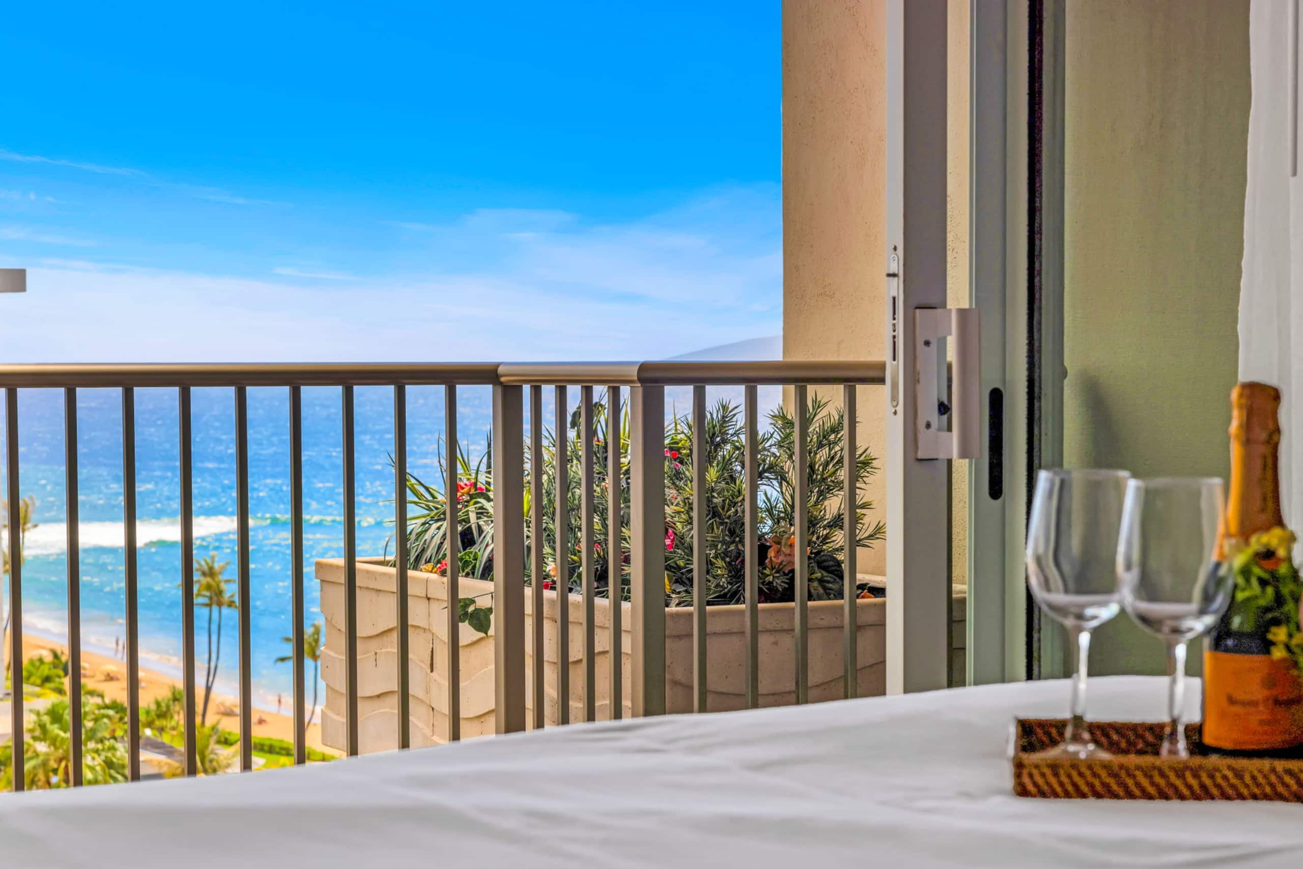 Condo in Lahaina · ★4.89 · 1 bedroom · 2 beds · 2 baths - Image 44