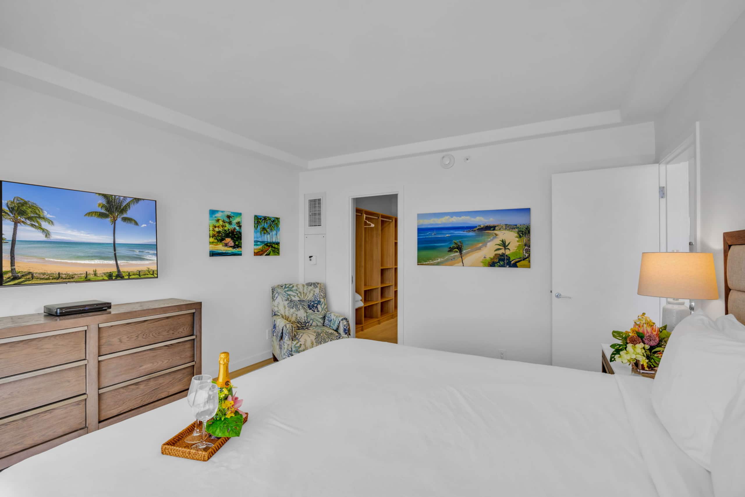 Condo in Lahaina · ★4.89 · 1 bedroom · 2 beds · 2 baths - Image 43