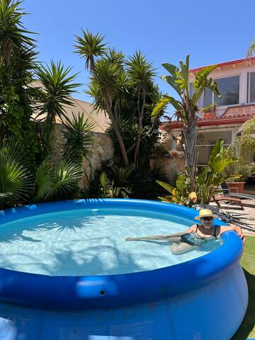 Charming villa by the sea gallery image 2