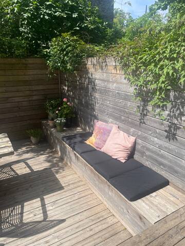 Hyggeligt byhus med udsigt til søerne gallery image 4