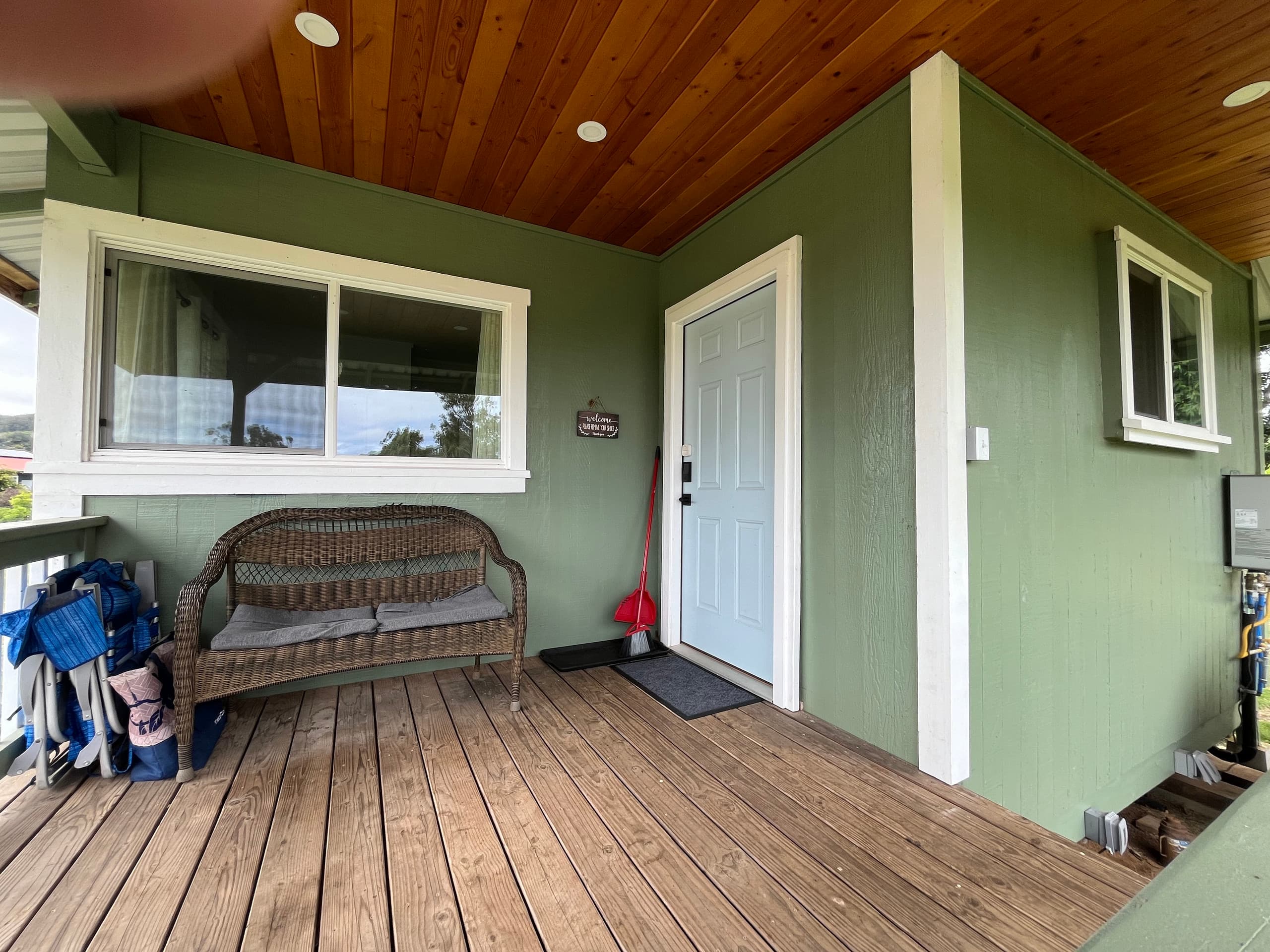 3 bedroom home on one acre in Waimea - Photo 22