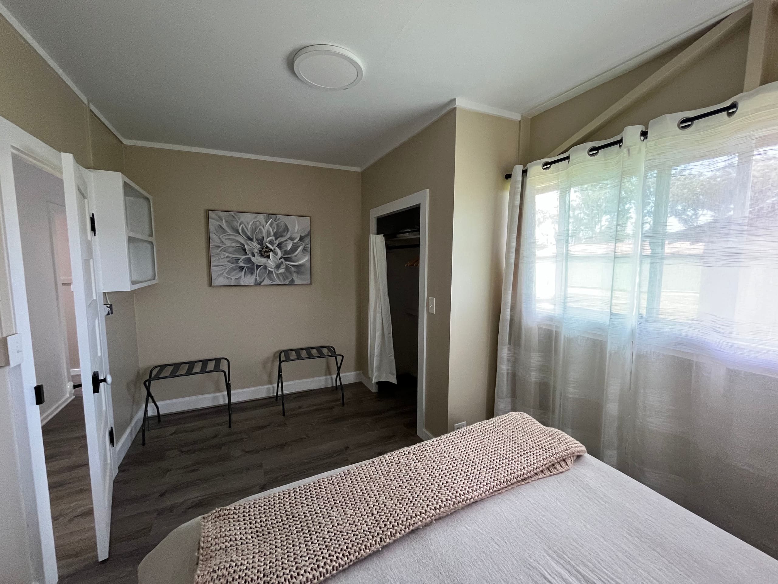 3 bedroom home on one acre in Waimea - Photo 8