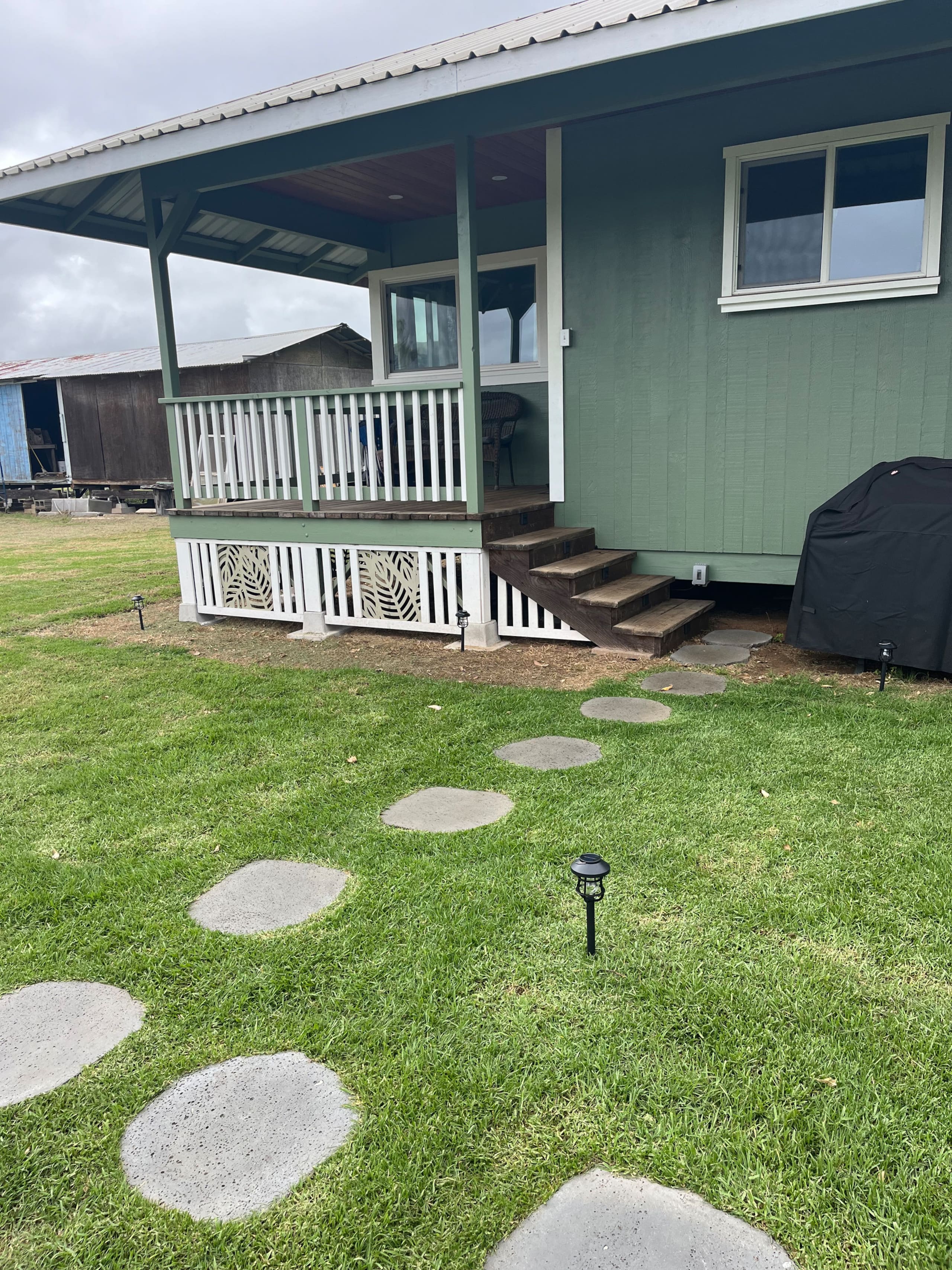 3 bedroom home on one acre in Waimea - Photo 21