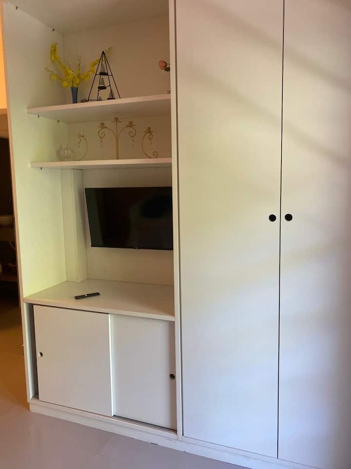 Flat Espaçoso Com Varanda Cavalinho Branco 306 - Águas de Lindoia