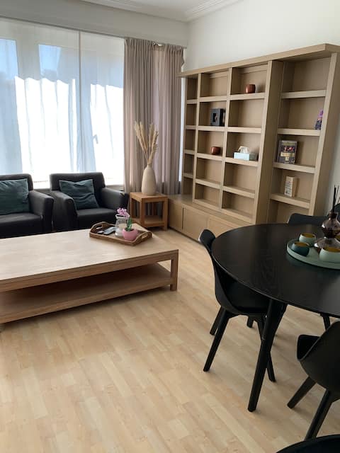 A townhouse in Stockel ( with welcoming terrace)