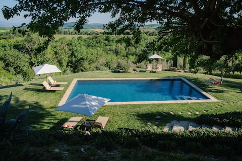 Countryside Villa Perfect for Families and Friends