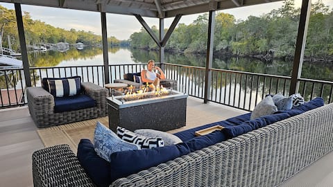 Waterfront Fresh Cottage on the Suwannee River