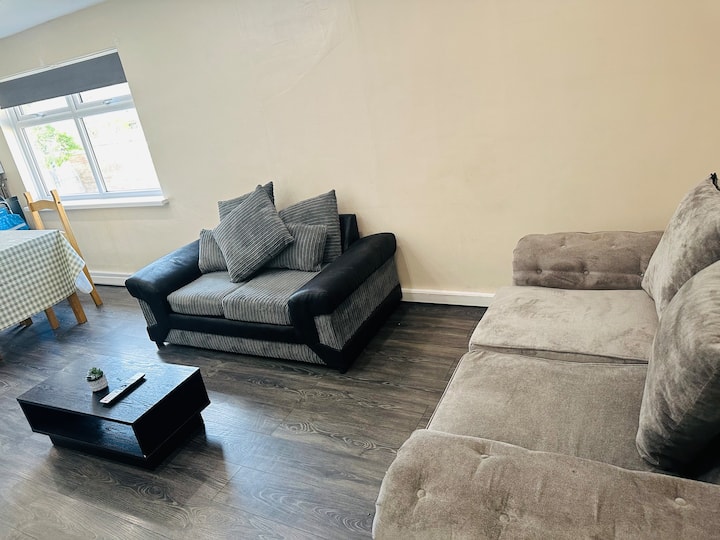 Spacious 2 Bedroom Apartment In Kingston Upon Hull - Hull